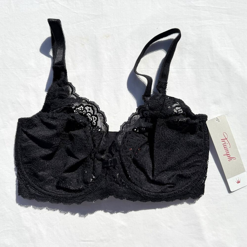 Triumph Amourette Spotlight Bra Unlined Underwire 34DDD Black Lace